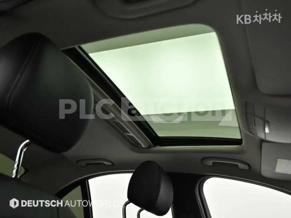 Mercedes-Benz C 220 ДИСТРОНИК/ПОДГРЕВИ/ШИБИДАХ, снимка 11 - Автомобили и джипове - 54567674