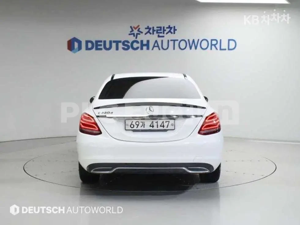 Mercedes-Benz C 220 ДИСТРОНИК/ПОДГРЕВИ/ШИБИДАХ, снимка 4 - Автомобили и джипове - 54567674