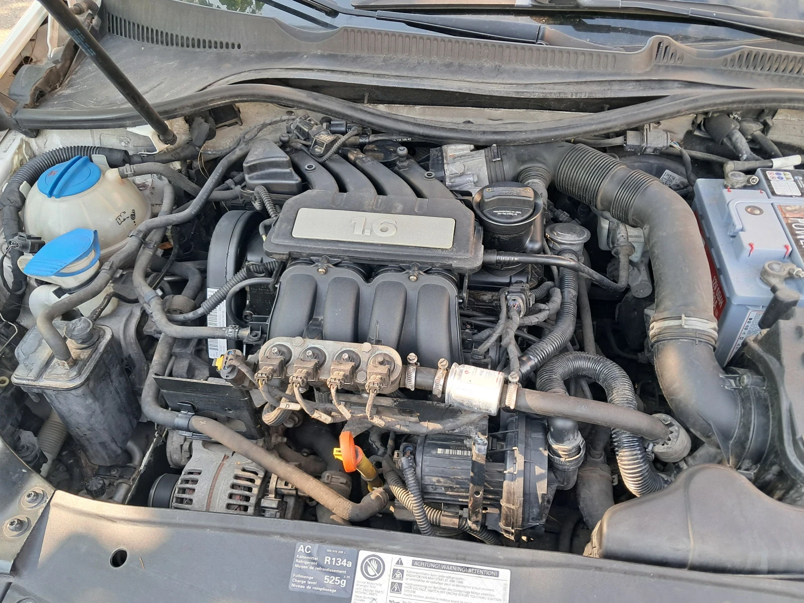 VW Golf 1600 . 102 ks gaz benzin, снимка 15 - Автомобили и джипове - 54810936