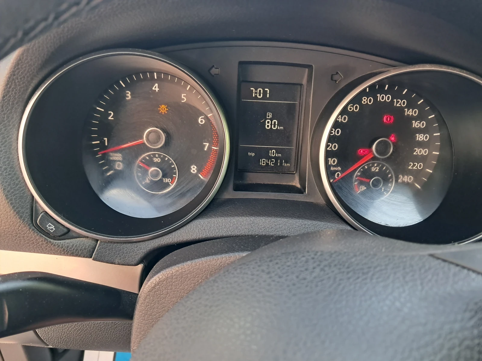 VW Golf 1600 . 102 ks gaz benzin, снимка 14 - Автомобили и джипове - 54810936