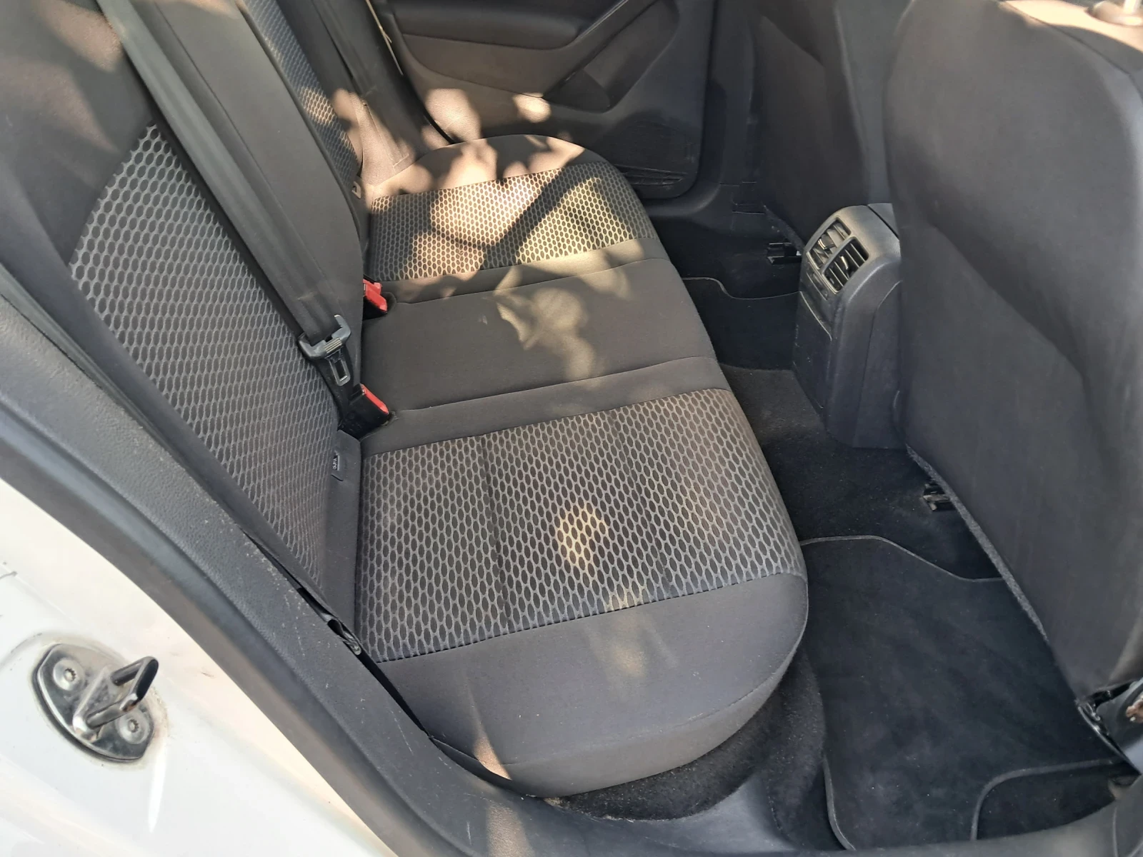 VW Golf 1600 . 102 ks gaz benzin, снимка 9 - Автомобили и джипове - 54810936
