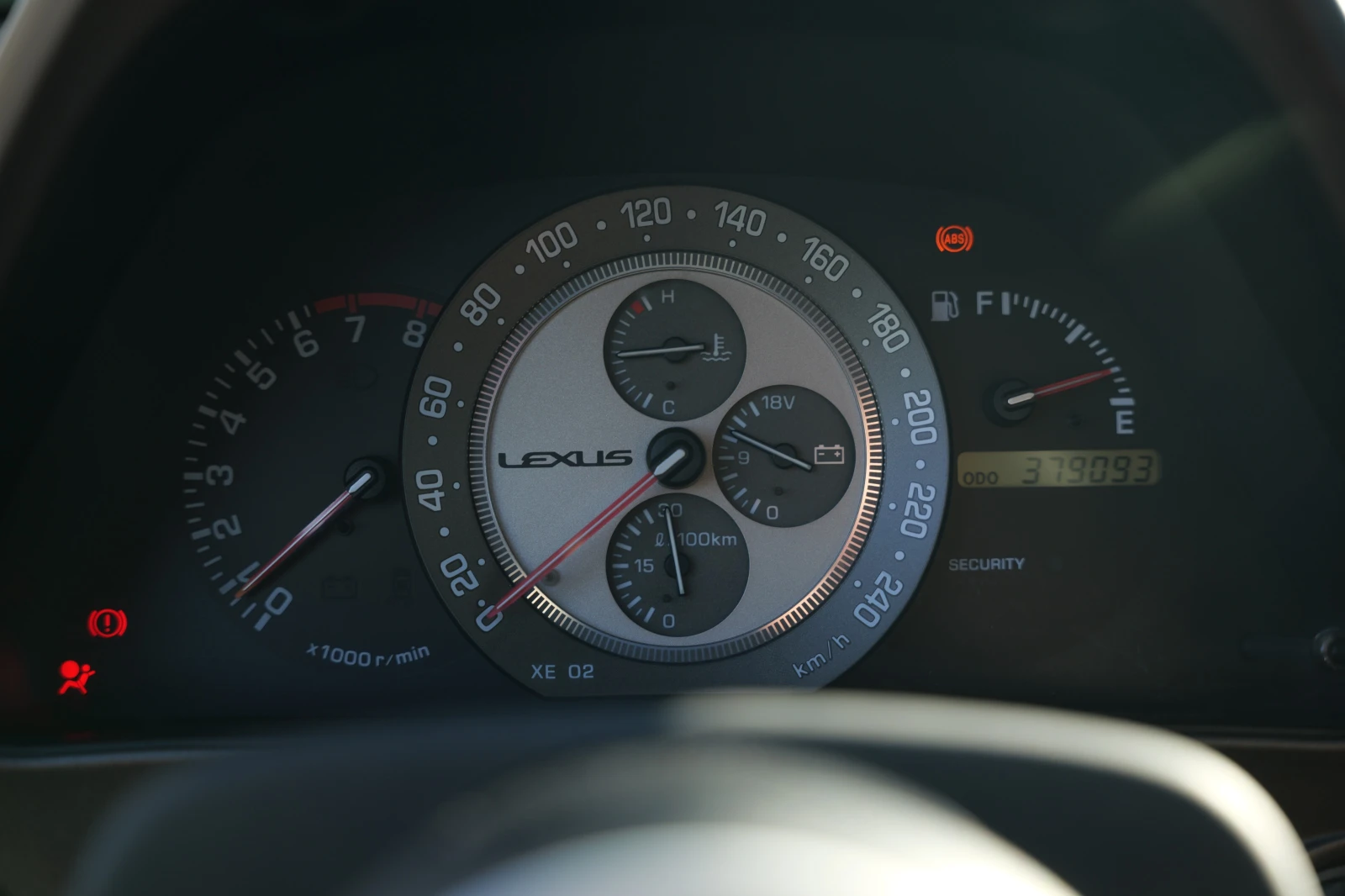 Lexus IS 200, снимка 10 - Автомобили и джипове - 54980800