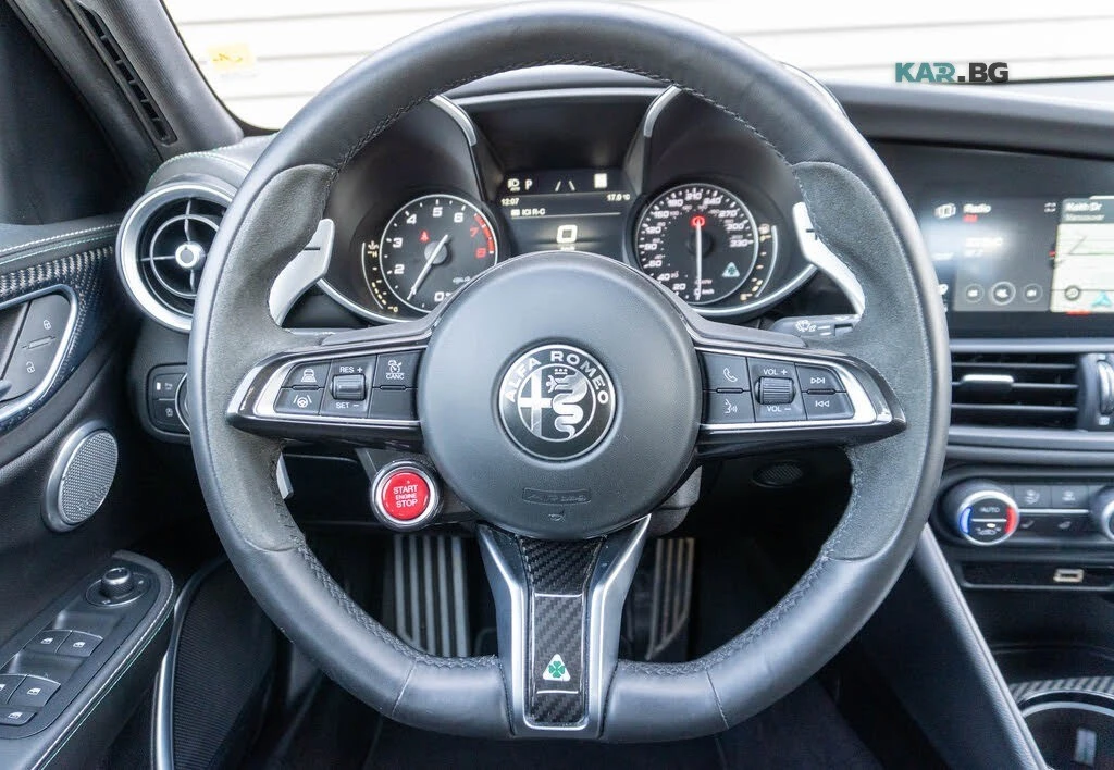 Alfa Romeo Giulia Quadrifoglio* АвтоКредит* (ЦЕНА ДО БГ), снимка 13 - Автомобили и джипове - 55222746