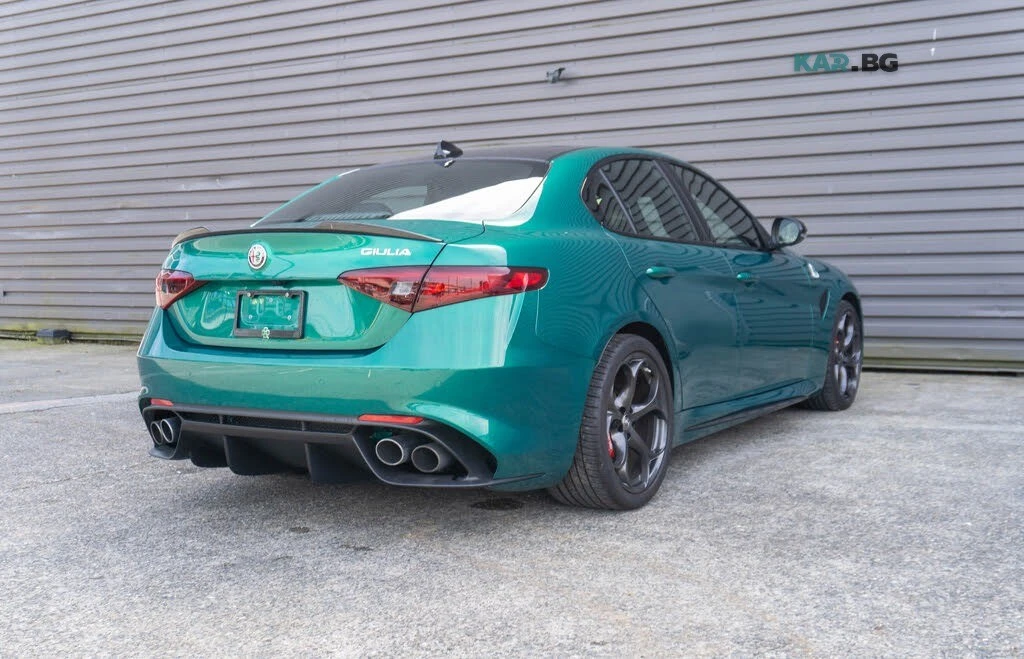 Alfa Romeo Giulia Quadrifoglio* АвтоКредит* (ЦЕНА ДО БГ), снимка 5 - Автомобили и джипове - 55222746
