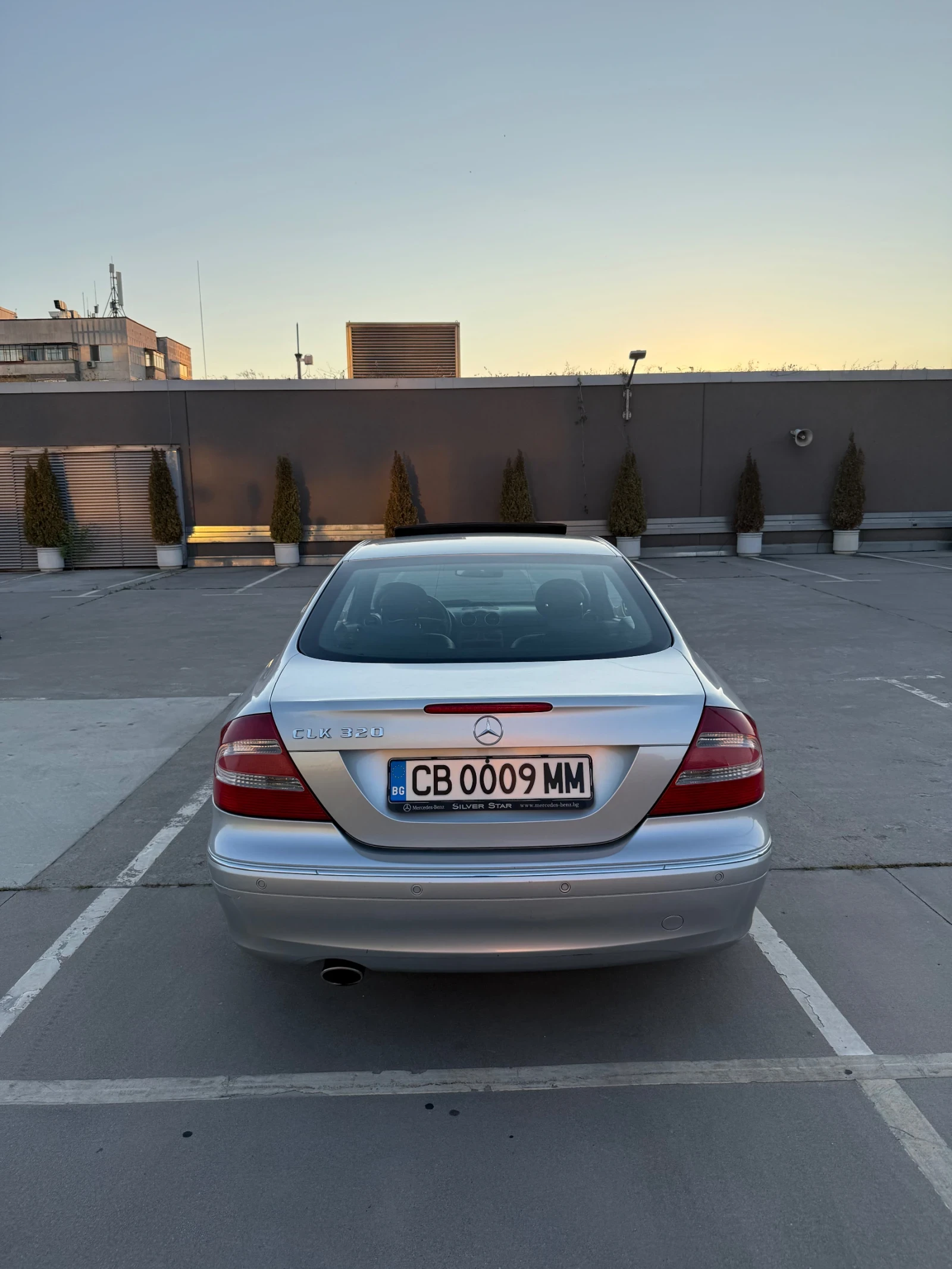 Mercedes-Benz CLK w209 320 Бензин/Газ, снимка 5 - Автомобили и джипове - 55504686