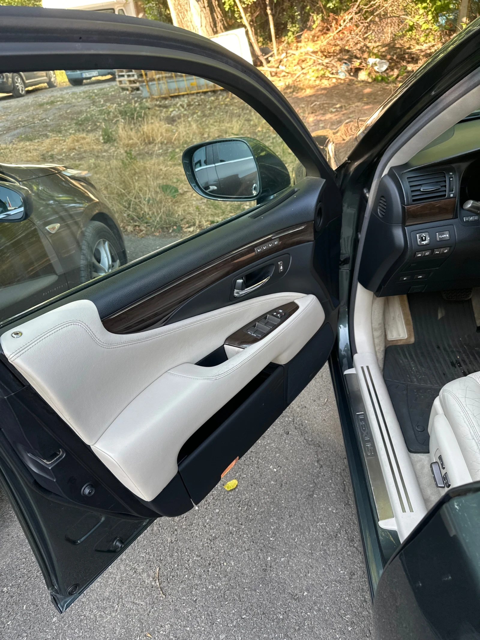 Lexus LS 600, снимка 9 - Автомобили и джипове - 55621401