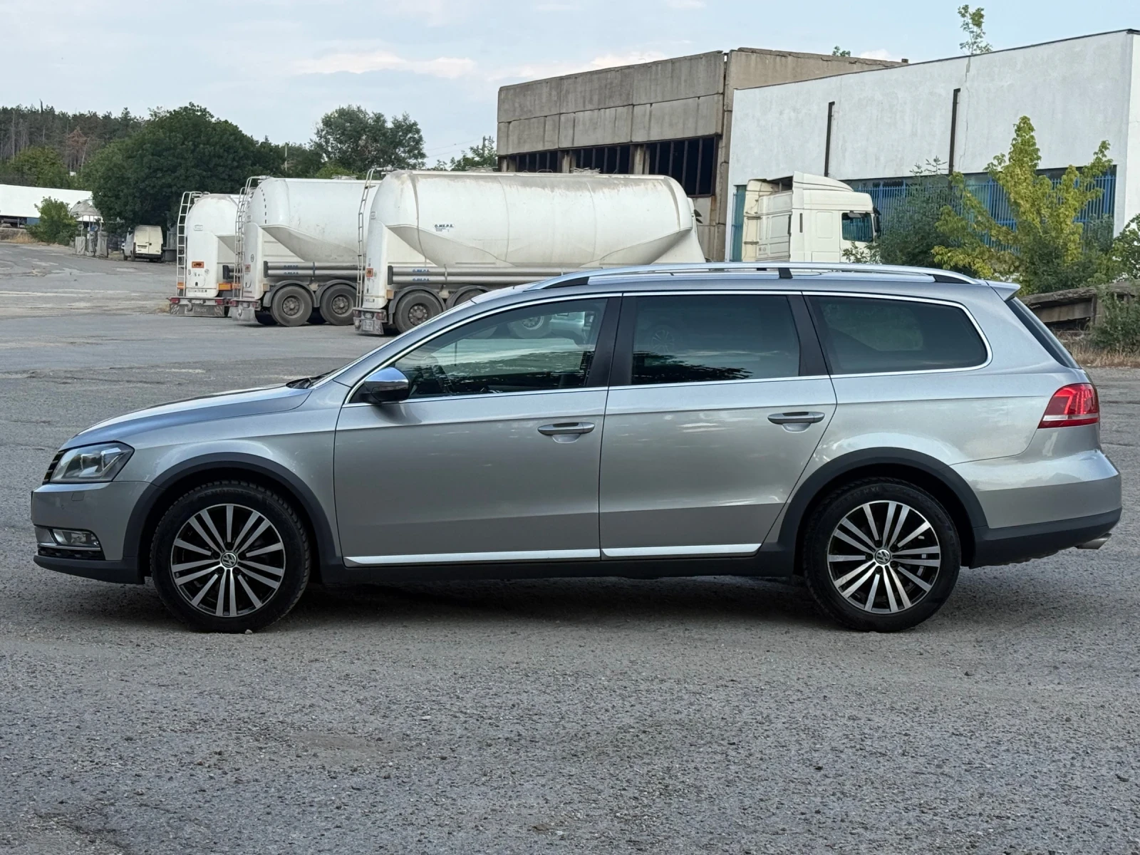 VW Alltrack 2.0 TDI HIGHLINE, снимка 7 - Автомобили и джипове - 55658169