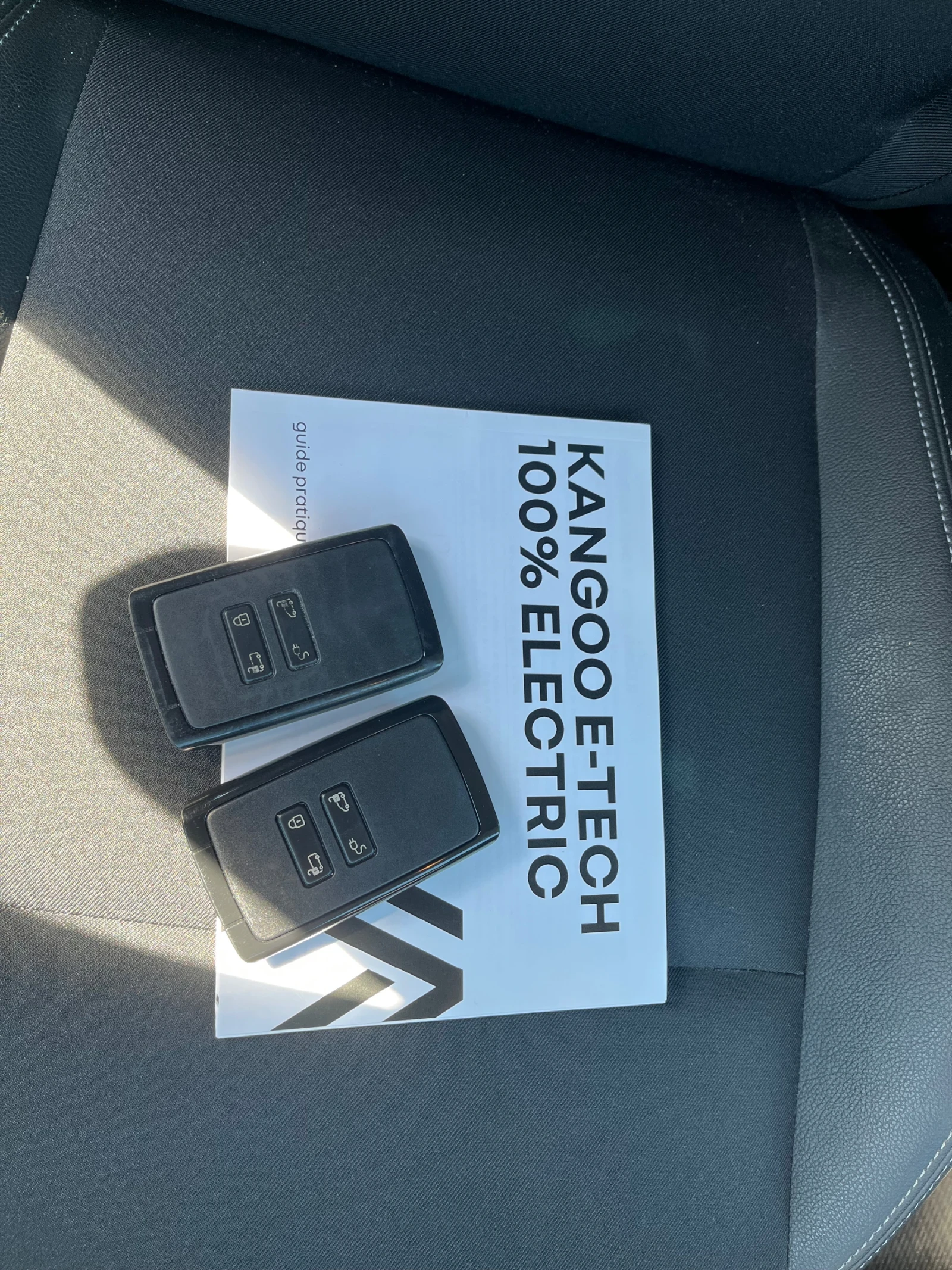 Renault Kangoo E-TECH ELECTRIC GRAND, снимка 9 - Автомобили и джипове - 55717735