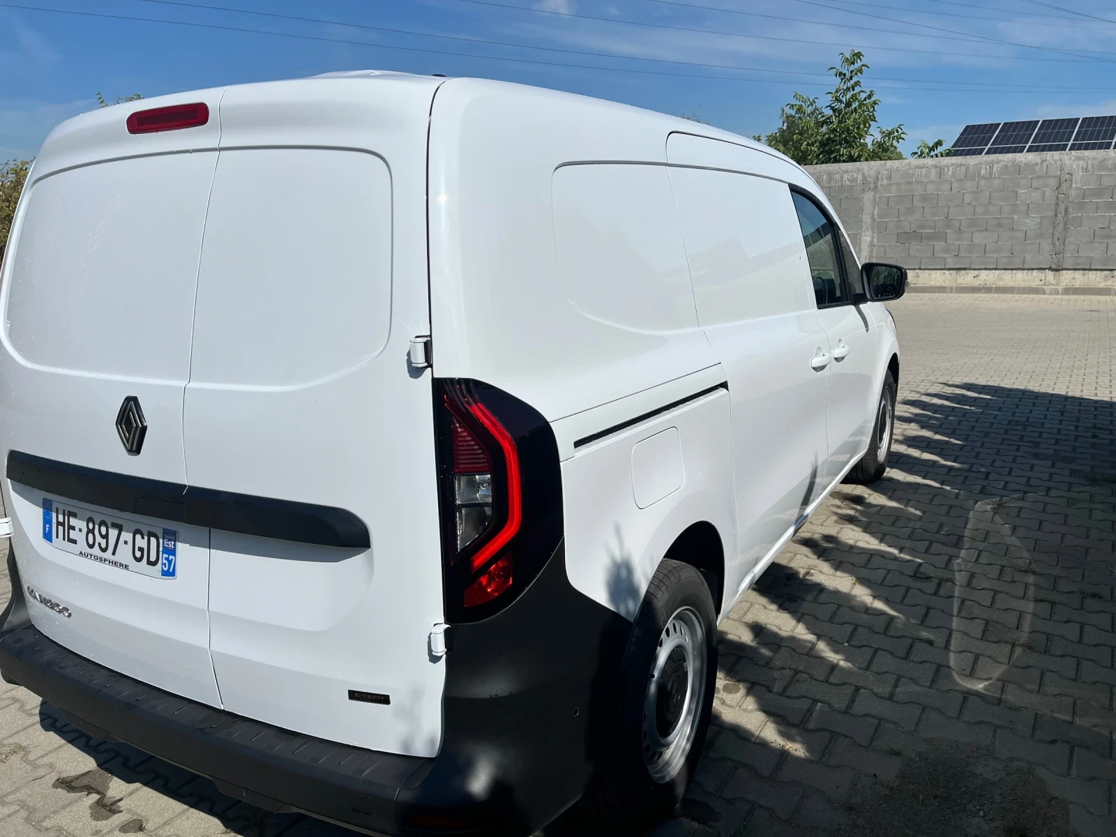 Renault Kangoo E-TECH ELECTRIC GRAND, снимка 4 - Автомобили и джипове - 55717735