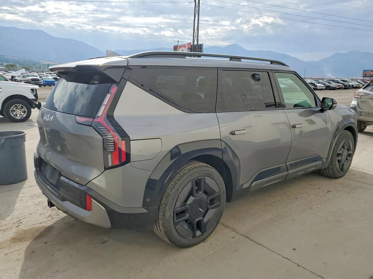Kia EV9 Gt Line, снимка 3 - Автомобили и джипове - 55812795