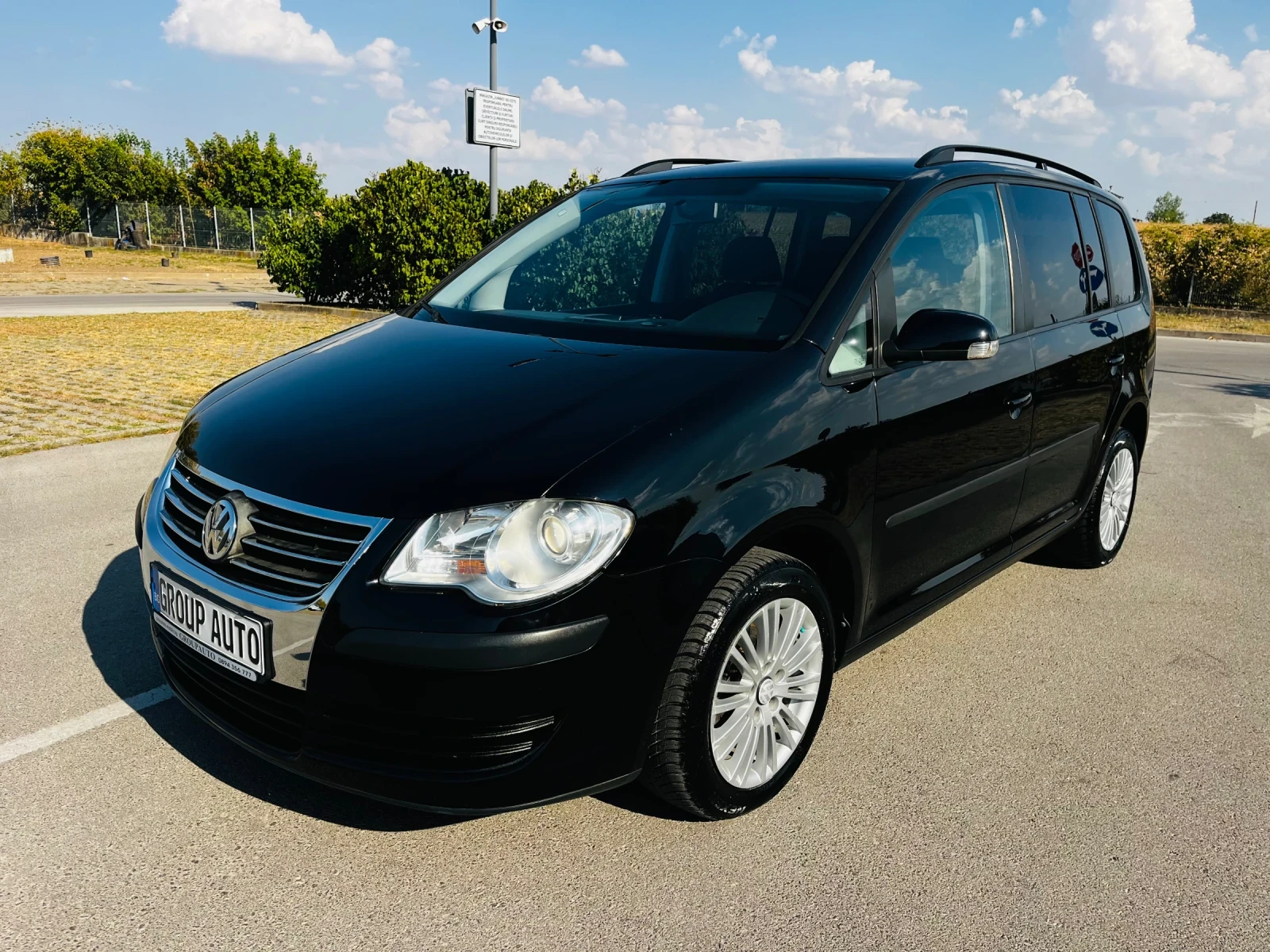 VW Touran 1, 9TDI-105k.c/6+ 1/6ск/АВТОПИЛОТ!!!, снимка 3 - Автомобили и джипове - 55931038