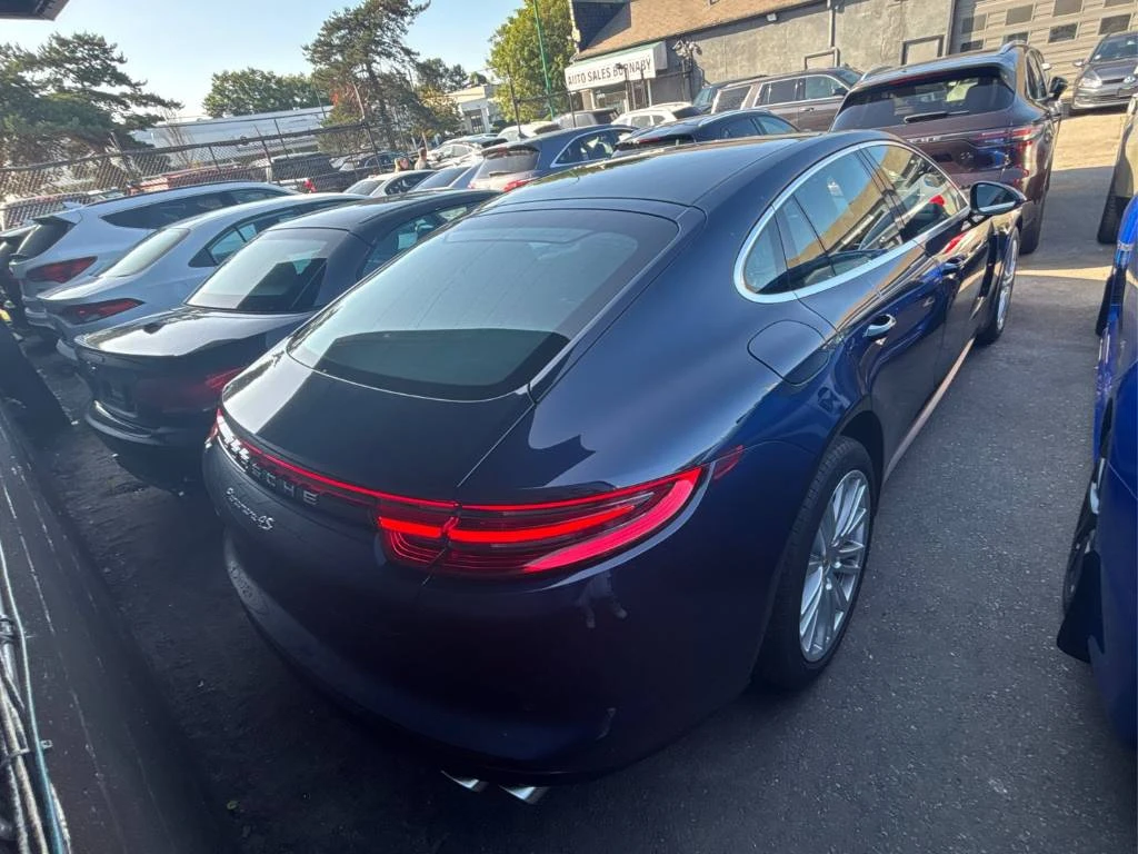 Porsche Panamera 4S * CARFAX* ОПЦИЯ ЗА ФИНАНСИРАНЕ* , снимка 4 - Автомобили и джипове - 56105049