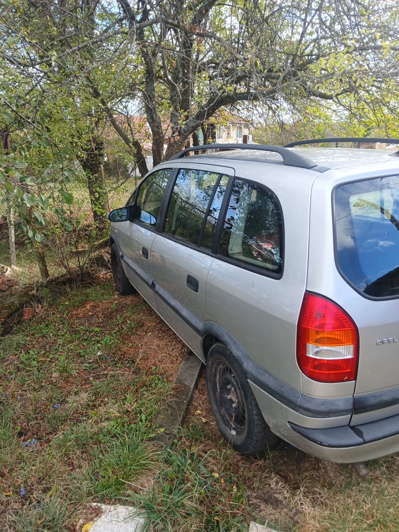 Opel Zafira, снимка 3 - Автомобили и джипове - 56608577