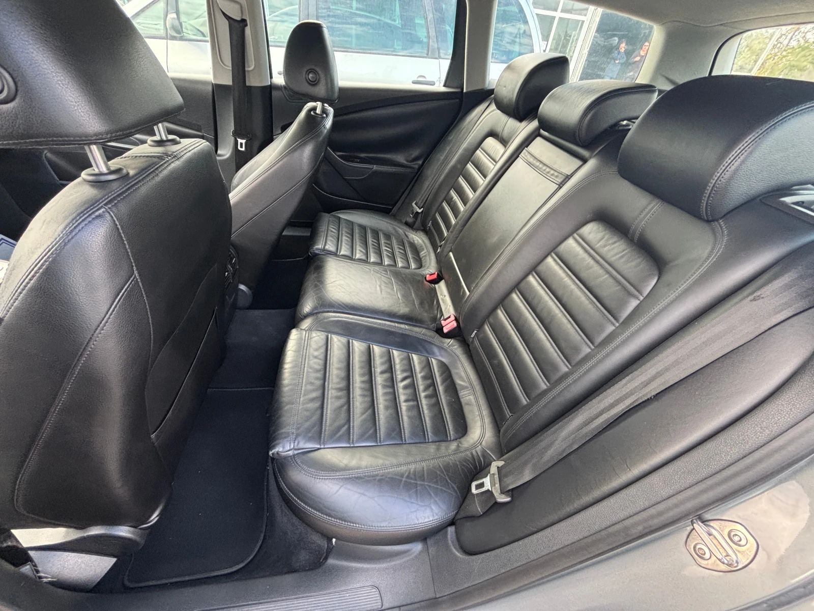 VW Passat 2.0TDI 140�.� / ���� | Mobile.bg � ����������� 9