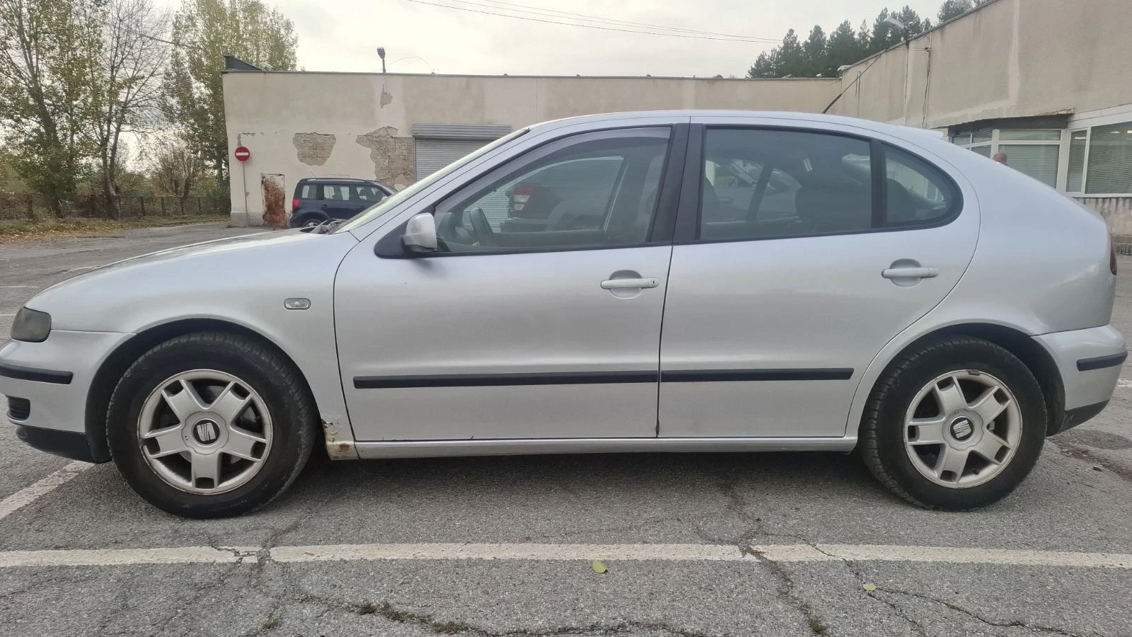 Seat Leon 1.9tdi, снимка 6 - Автомобили и джипове - 56709767