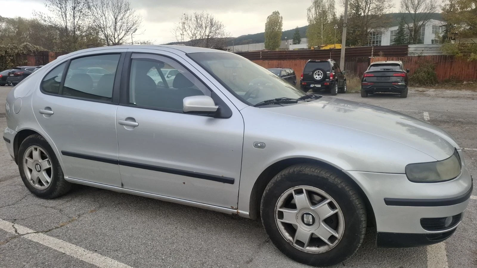 Seat Leon 1.9tdi, снимка 4 - Автомобили и джипове - 56709767