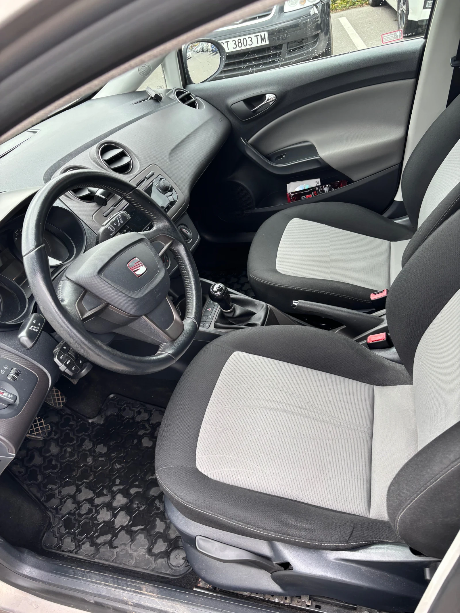 Seat Ibiza ST 6J, снимка 5 - Автомобили и джипове - 56725813