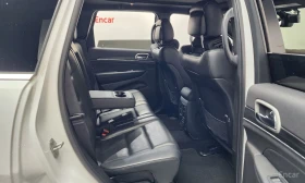 Jeep Grand cherokee 3.6* V6* 8ZF* ОБДУХВАНЕ* ПОДГРЕВ* КАМЕРА* КЕЙЛЕС* , снимка 14