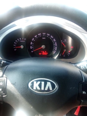 Kia Sportage 1.6i-136к.с* ГАЗ-BRC* НАВИ-КАР ПЛЕЙ-МУЛТИМЕДИЯ* - 18900 лв. - 19869886 10