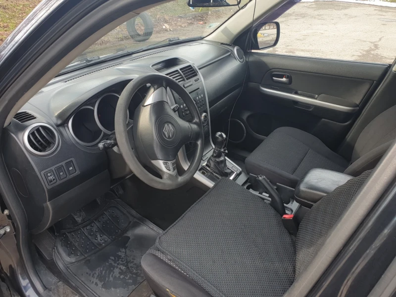 Suzuki Grand vitara 1.9ddis, снимка 6 - Автомобили и джипове - 48574369