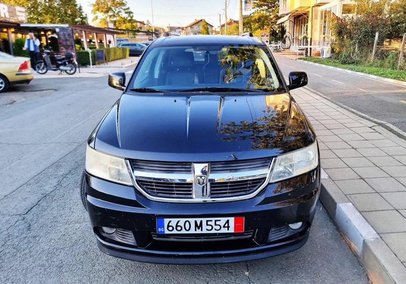 Dodge Journey, снимка 7 - Автомобили и джипове - 48530338