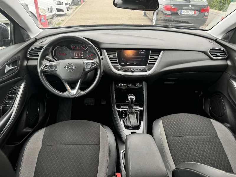 Opel Grandland X 1.5TDI , снимка 9 - Автомобили и джипове - 49539500