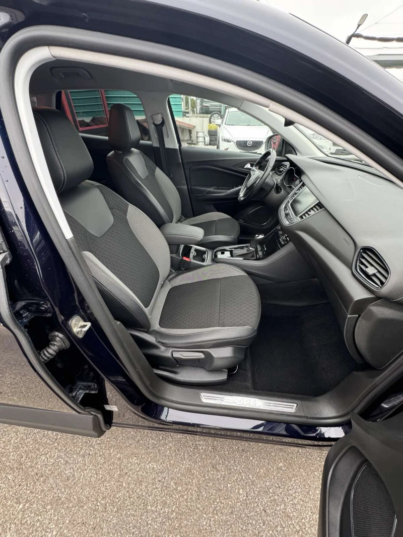 Opel Grandland X 1.5TDI , снимка 11 - Автомобили и джипове - 49539500