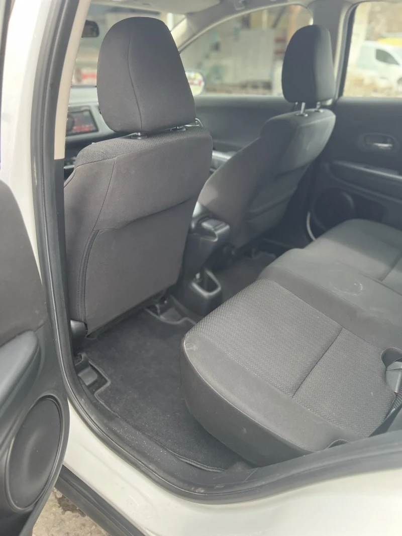 Honda Hr-v, снимка 13 - Автомобили и джипове - 50955500