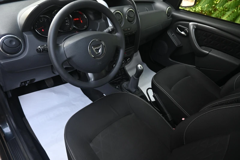 Dacia Duster = FACELIFT= GAS, снимка 9 - Автомобили и джипове - 52549341