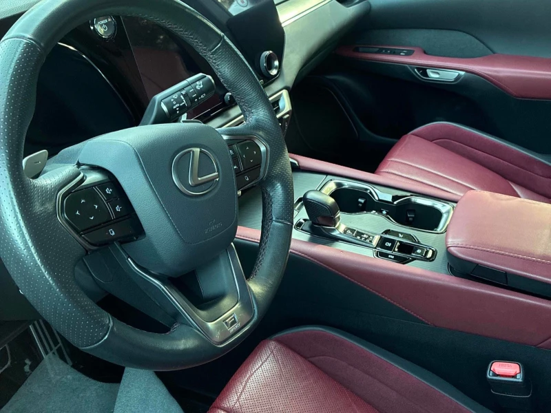 Lexus RX 500h CARFAX АВТО КРЕДИТ , снимка 6 - Автомобили и джипове - 52749026