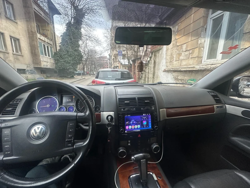 VW Touareg, снимка 8 - Автомобили и джипове - 53374791