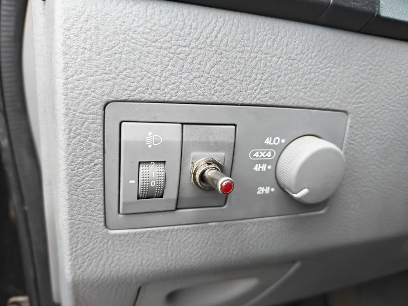 Kia Sorento, снимка 8 - Автомобили и джипове - 53500477