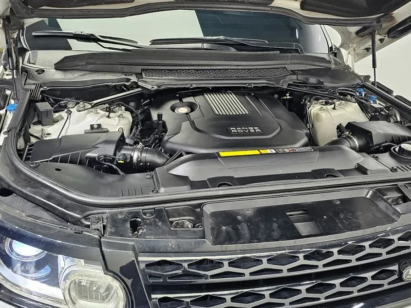 Land Rover Range Rover Sport 3.0D, снимка 6 - Автомобили и джипове - 54500564