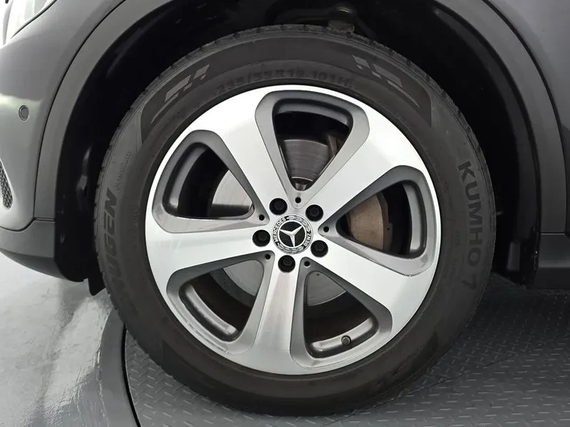 Mercedes-Benz GLC 300 4 MATIC, снимка 5 - Автомобили и джипове - 55923312