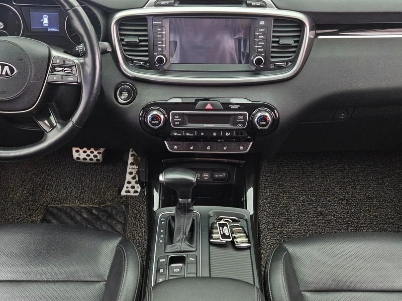 Kia Sorento Diesel 2.2 4WD| 200�.�. | Mobile.bg � ����������� 16