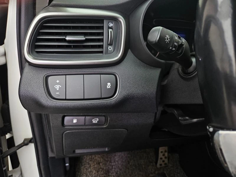 Kia Sorento Diesel 2.2 4WD| 200�.�. | Mobile.bg � ����������� 14