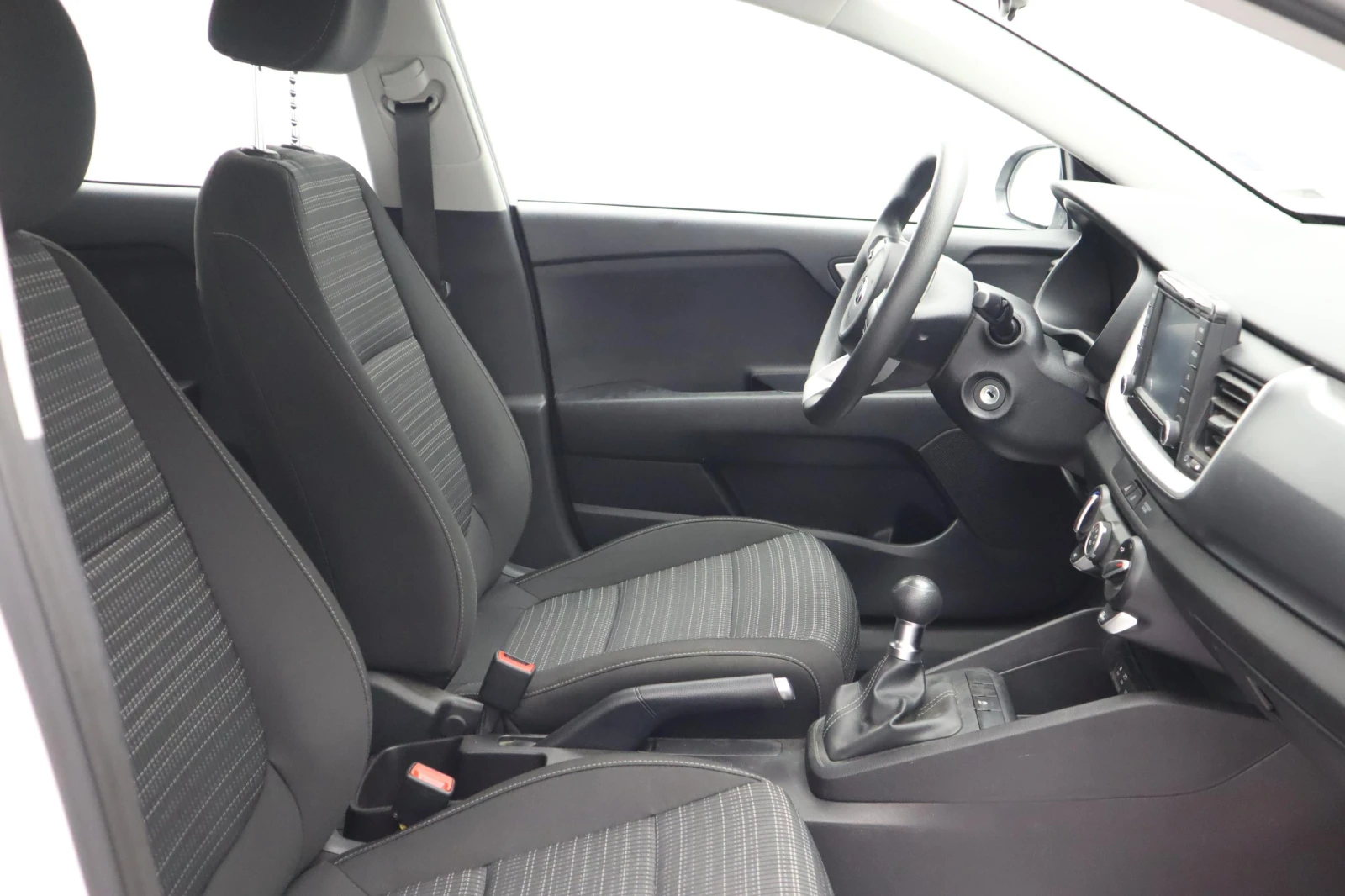 Kia Stonic  - изображение 10