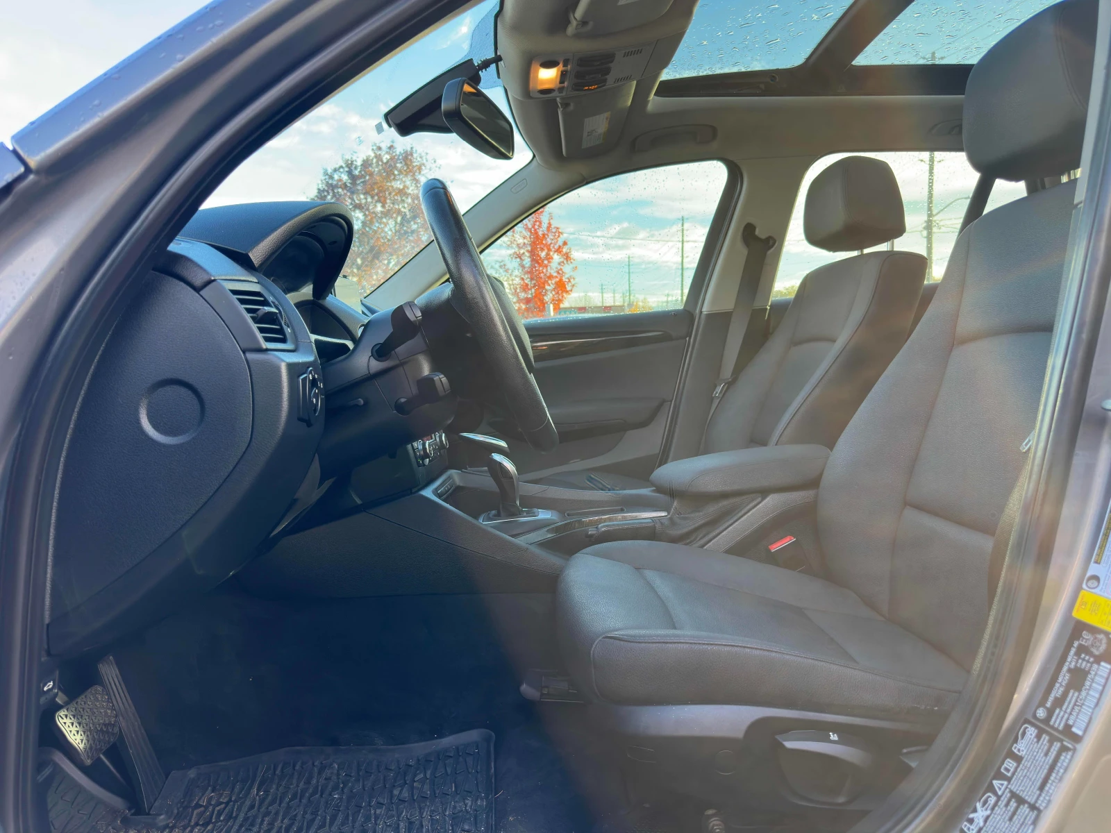 BMW X1 28I * CARFAX *    | Mobile.bg   7