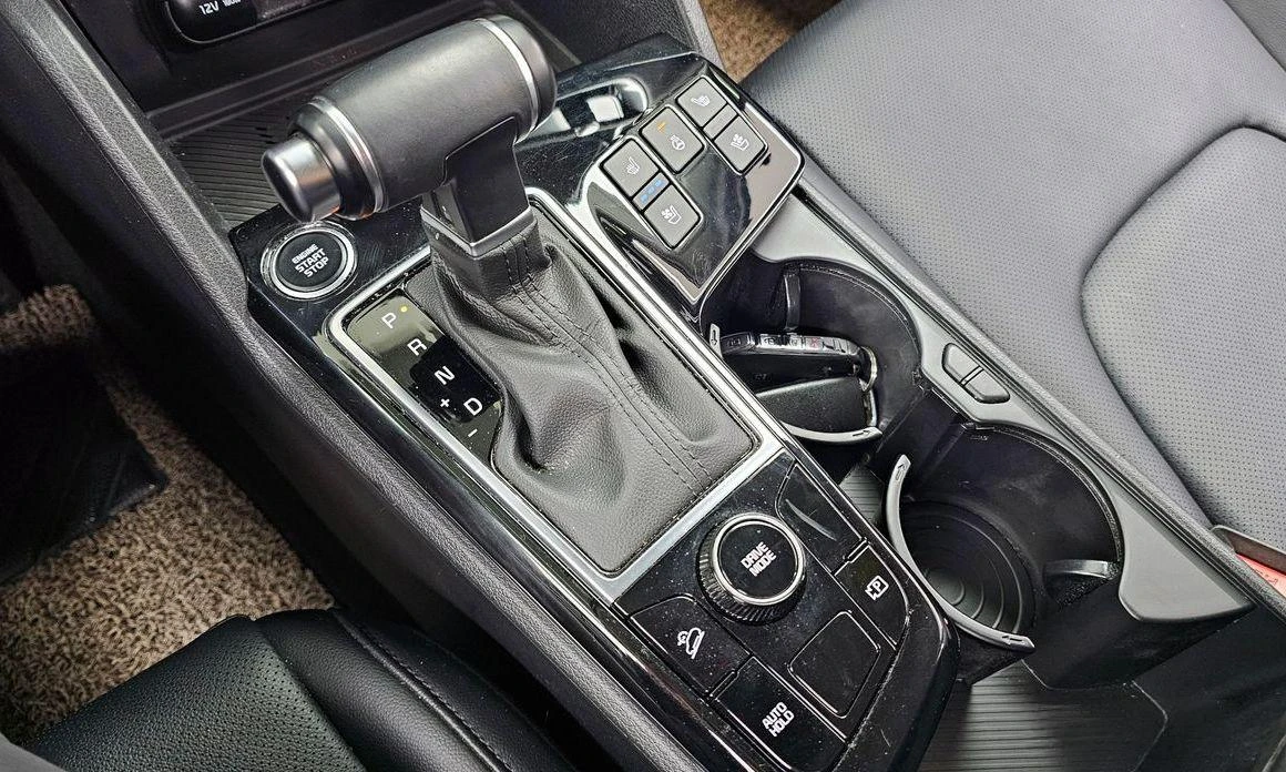 Kia Sportage LPG 2.0 2WD Prestige * НАЙ-ДОБРА ЦЕНА В БЪЛГАРИЯ*  - изображение 9