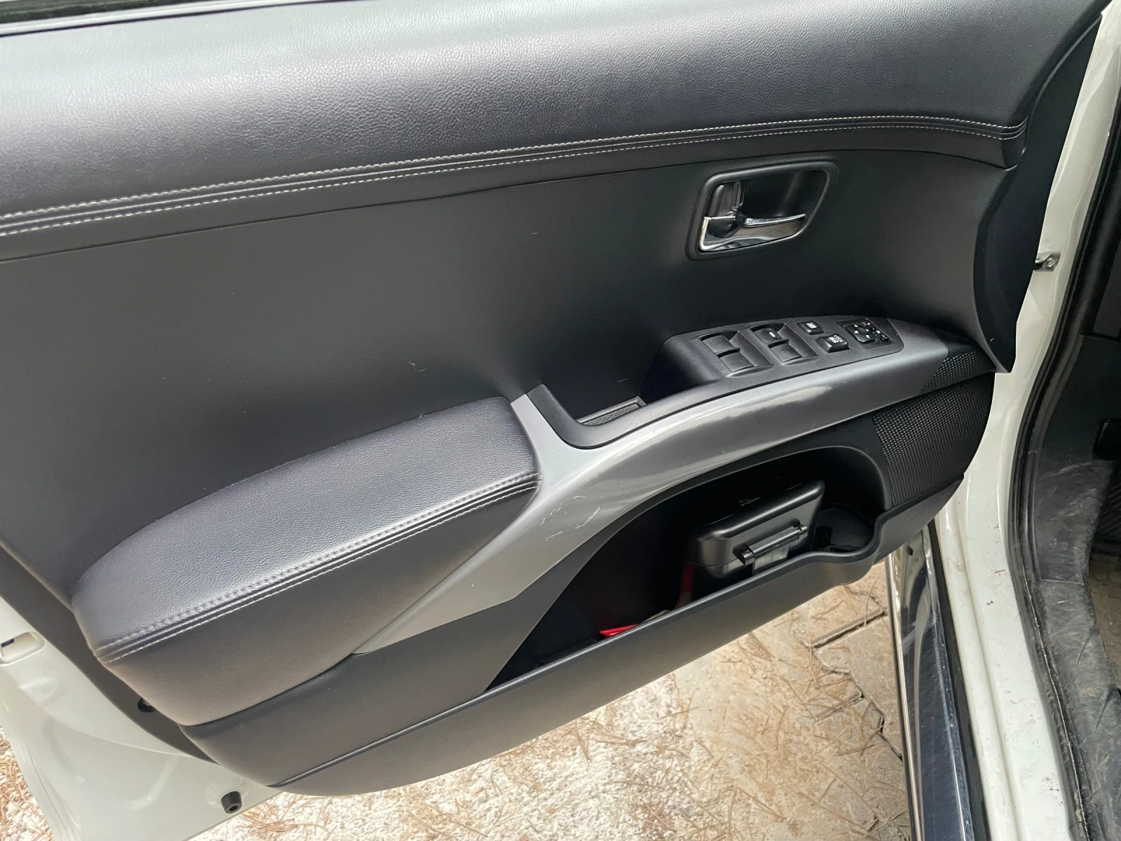 Citroen C-Crosser 4x4 | Mobile.bg � ����������� 9