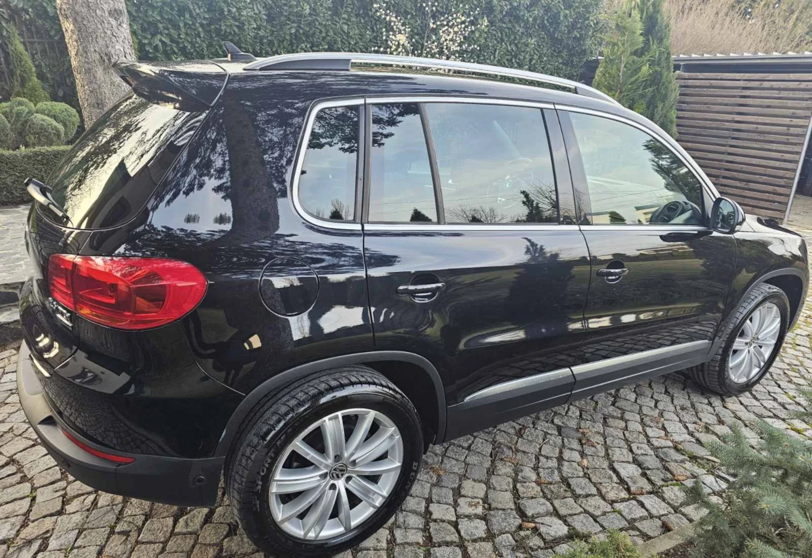 VW Tiguan, снимка 7 - Автомобили и джипове - 53759077