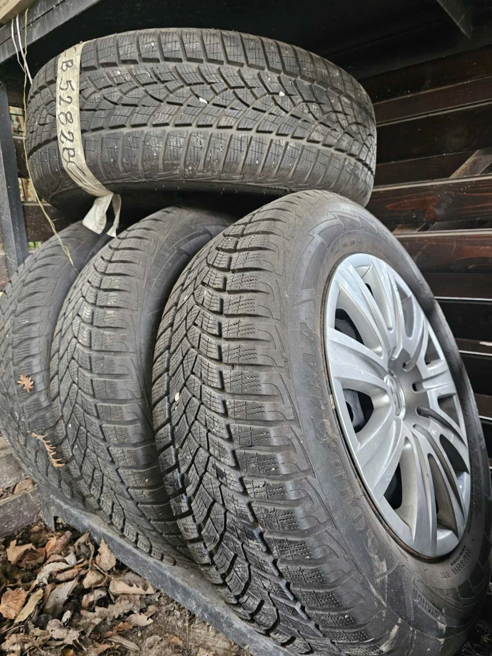 VW Tiguan, снимка 15 - Автомобили и джипове - 53759077