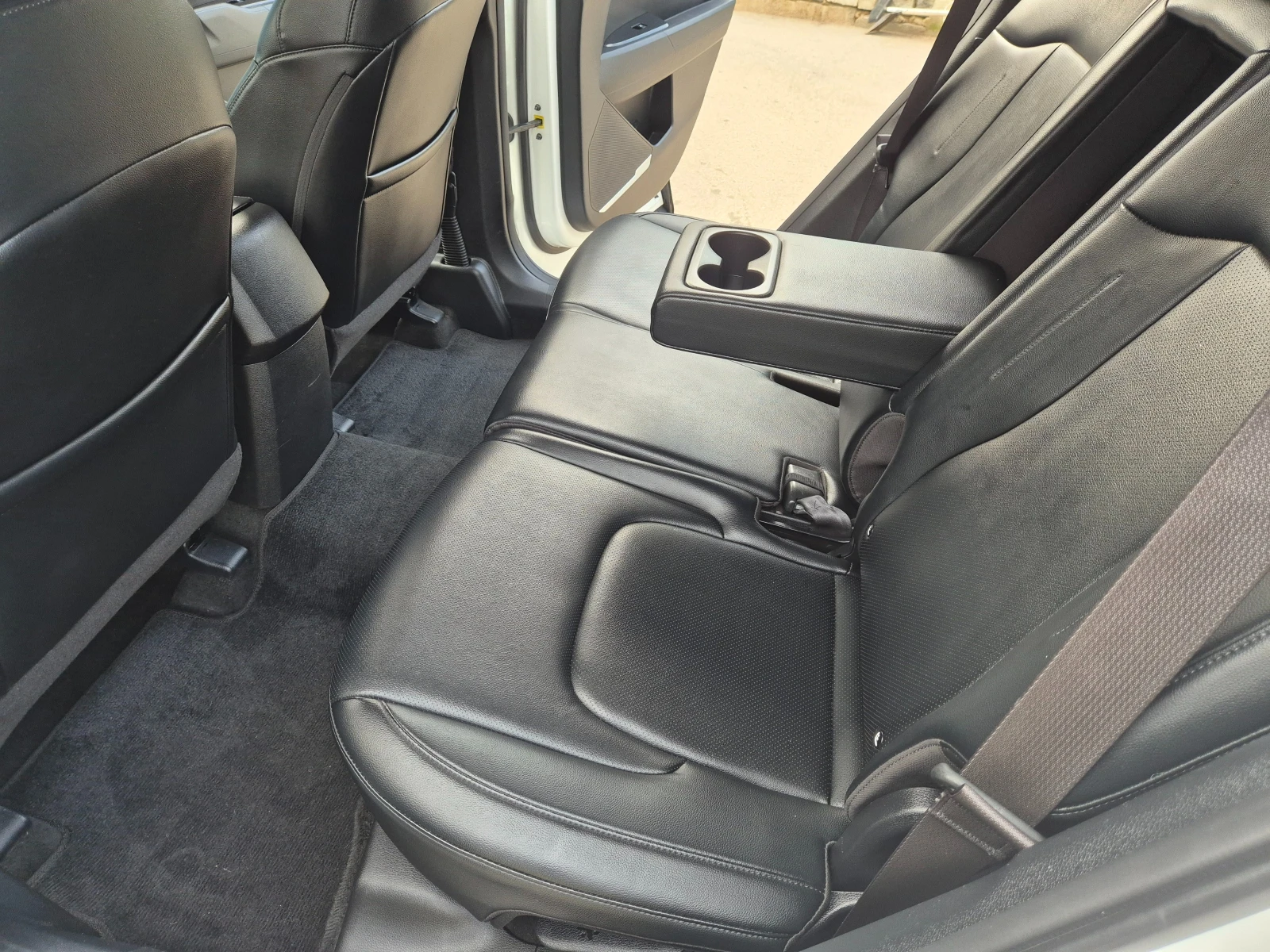 Kia Sportage 1.6 T 180 �.�. 4x2 ������� � �� | Mobile.bg � ����������� 6