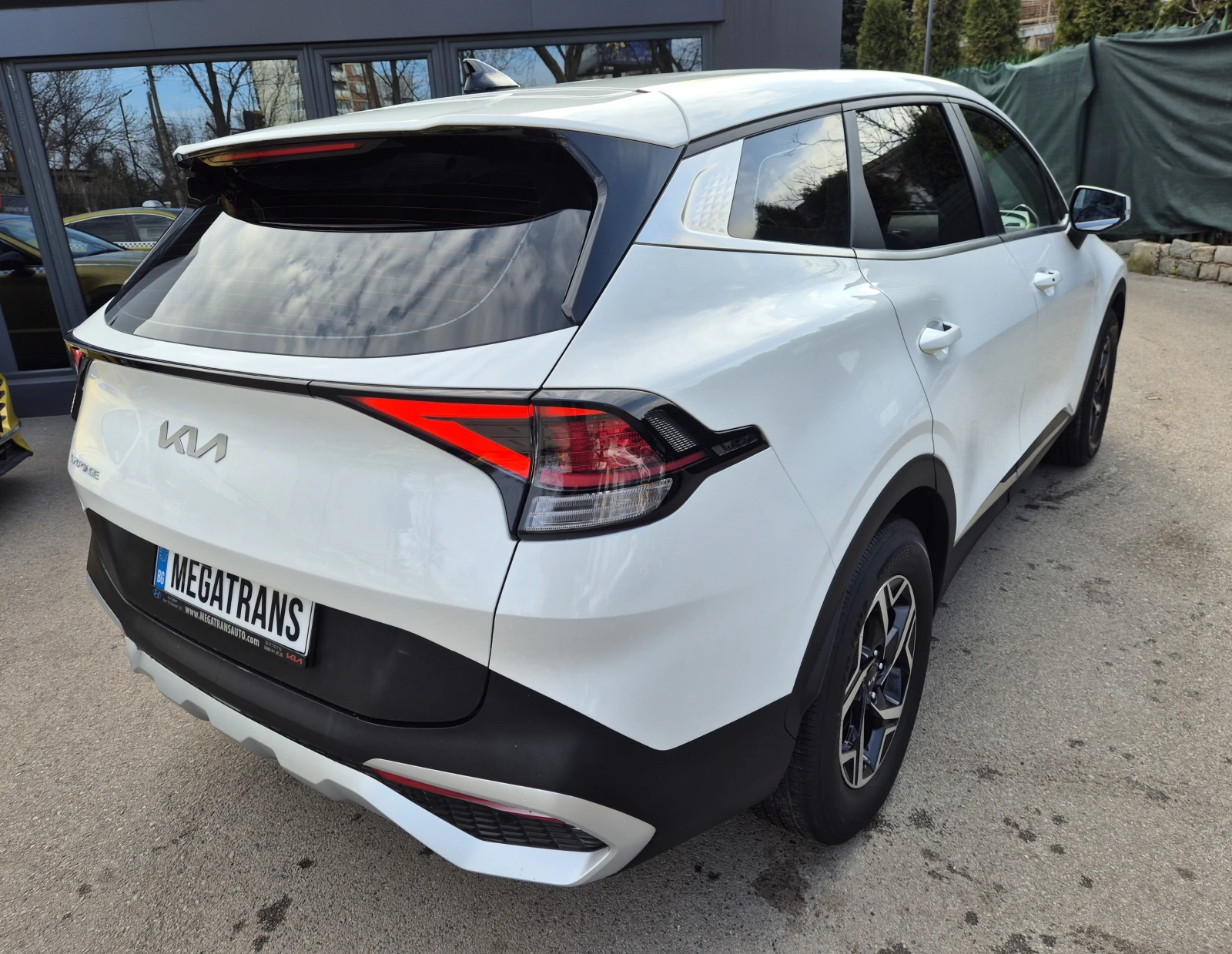 Kia Sportage 1.6 T 180 �.�. 4x2 ������� � �� | Mobile.bg � ����������� 3