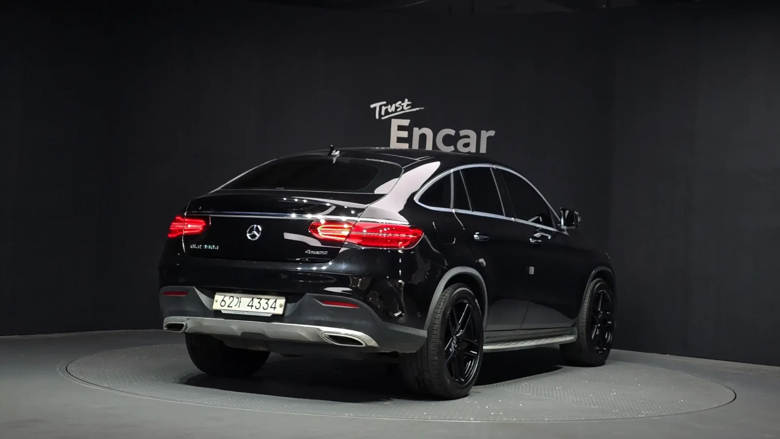 Mercedes-Benz GLE 350 3.0 4MATIC, 360-к., Подгрев, Панорама, TV, снимка 2 - Автомобили и джипове - 55012120