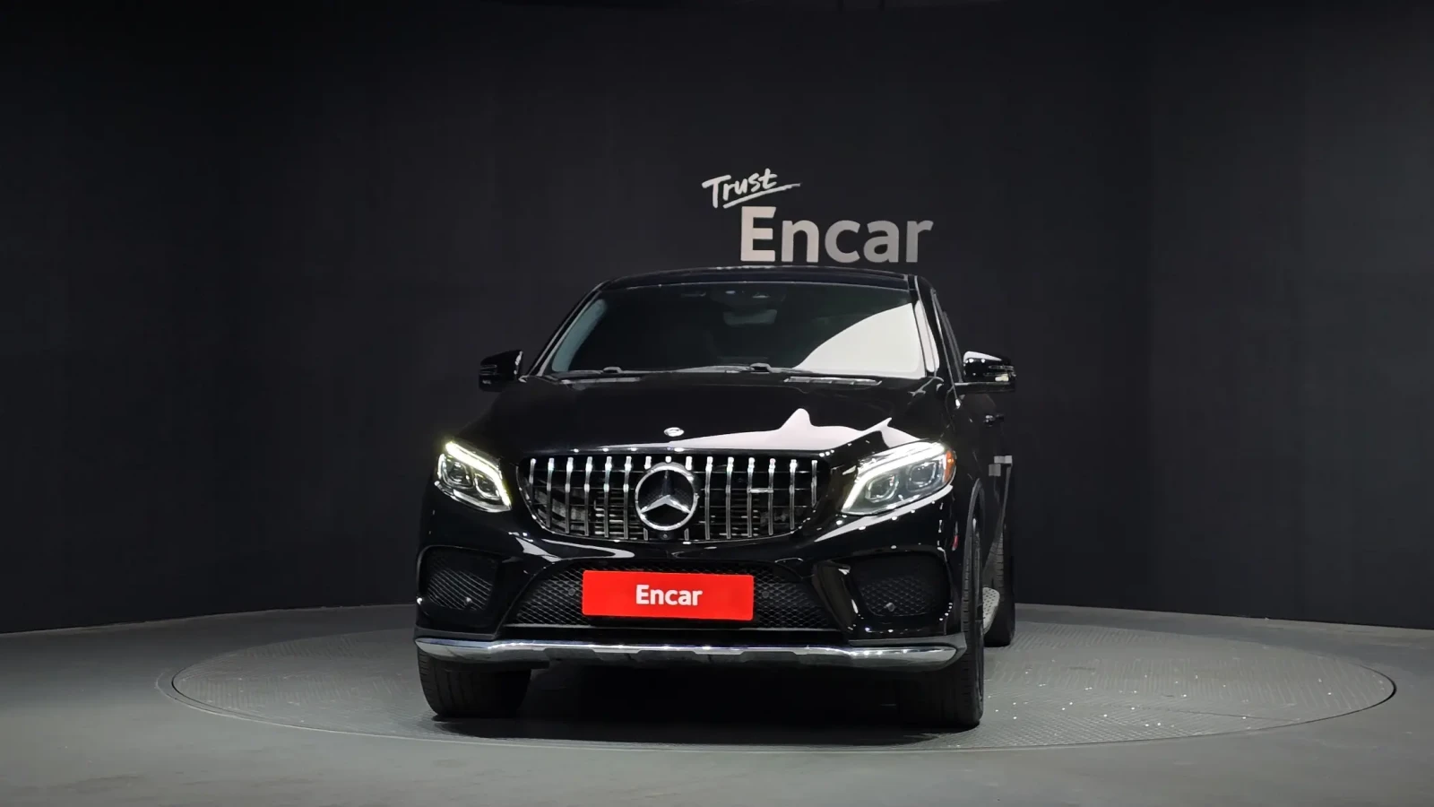 Mercedes-Benz GLE 350 3.0 4MATIC, 360-к., Подгрев, Панорама, TV, снимка 3 - Автомобили и джипове - 55012120