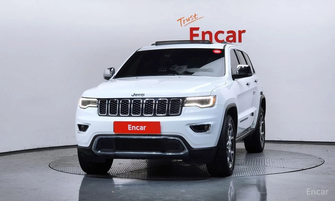 Jeep Grand cherokee 3.6* V6* 8ZF* ОБДУХВАНЕ* ПОДГРЕВ* КАМЕРА* КЕЙЛЕС* , снимка 3 - Автомобили и джипове - 55887049