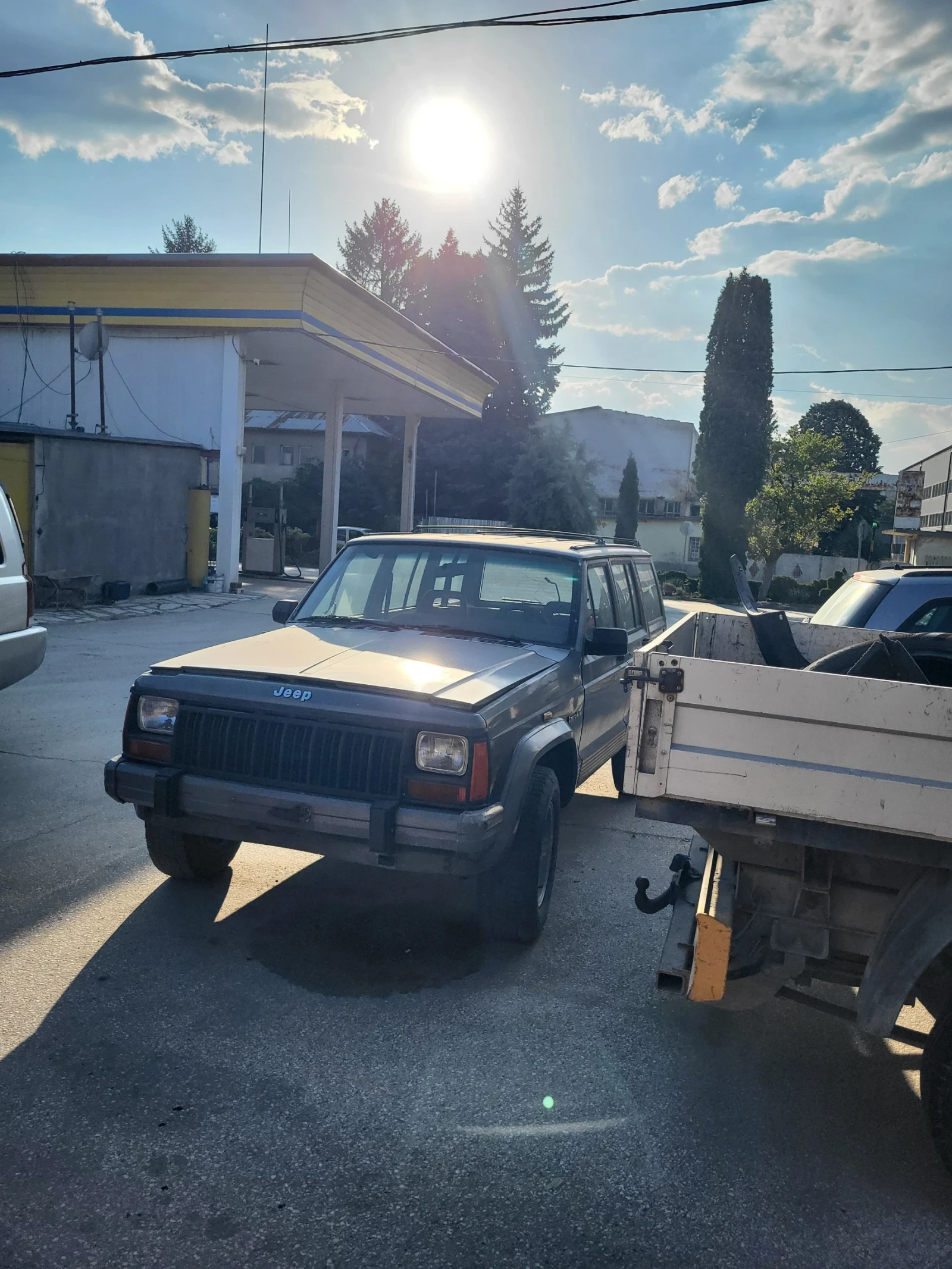 Jeep Cherokee 2.1тд, снимка 2 - Автомобили и джипове - 56041939