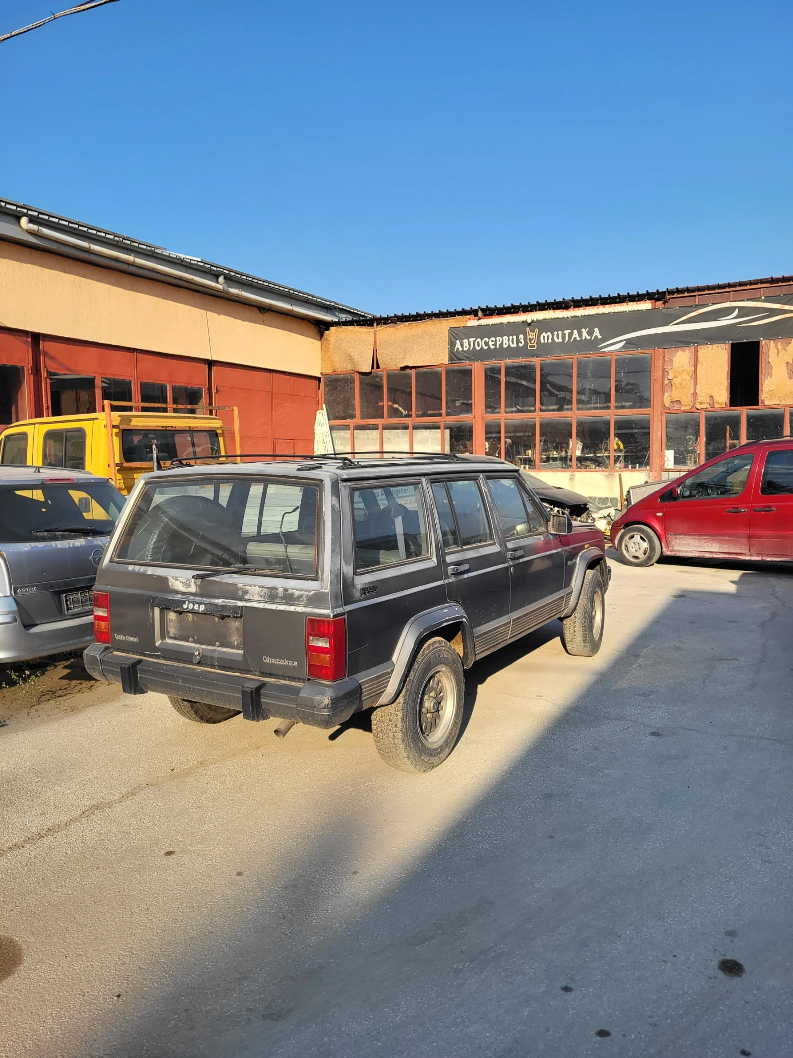 Jeep Cherokee 2.1тд, снимка 3 - Автомобили и джипове - 56041939