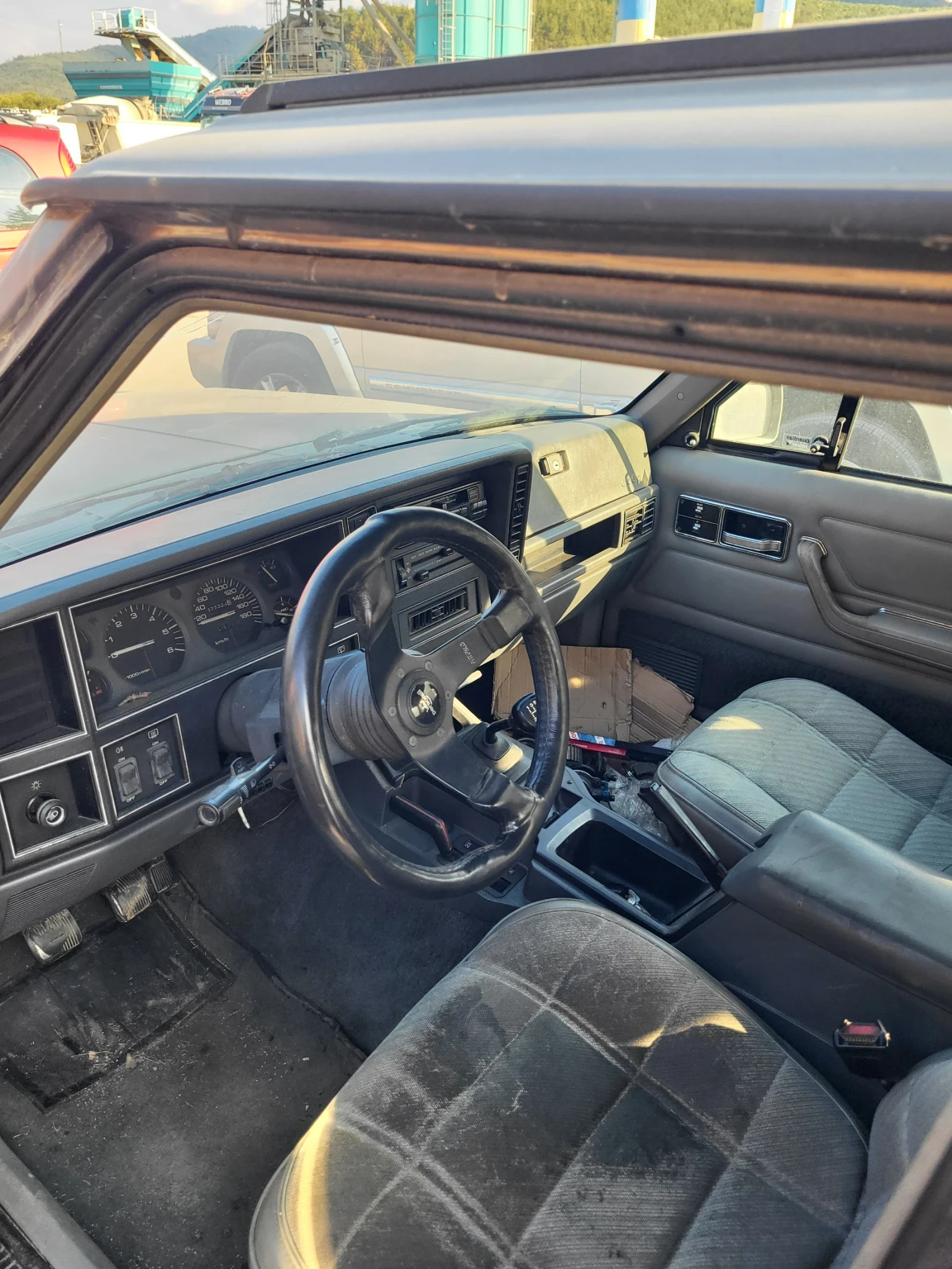Jeep Cherokee 2.1тд, снимка 5 - Автомобили и джипове - 56041939